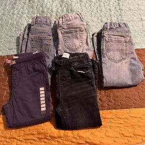 3T Boys pants 5 pairs total